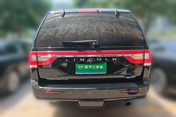 Used Lincoln Navigator 2016 3.5T AWD Rear