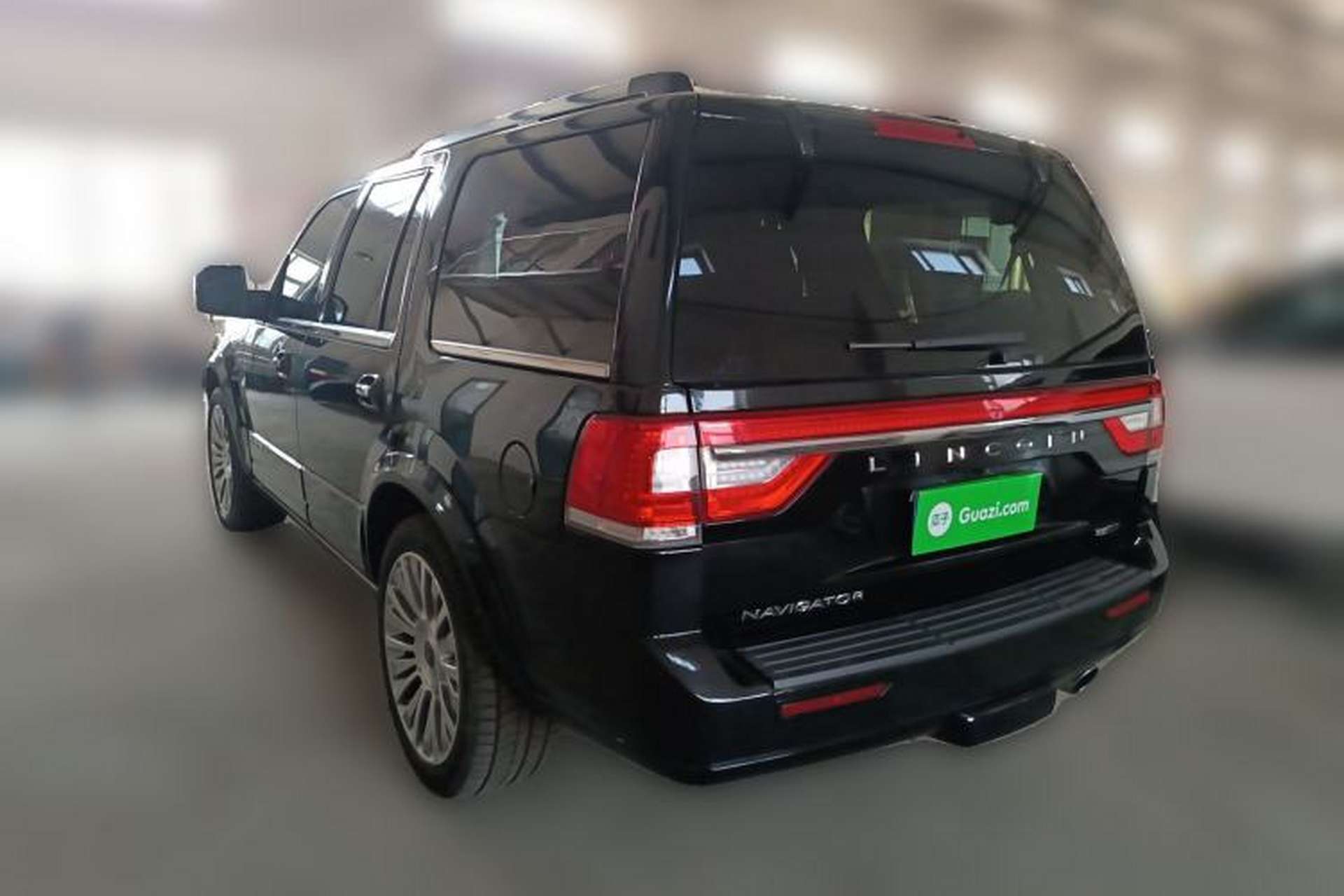 Used Lincoln Navigator 2016 3.5T AWD Rear Left 45 Deg