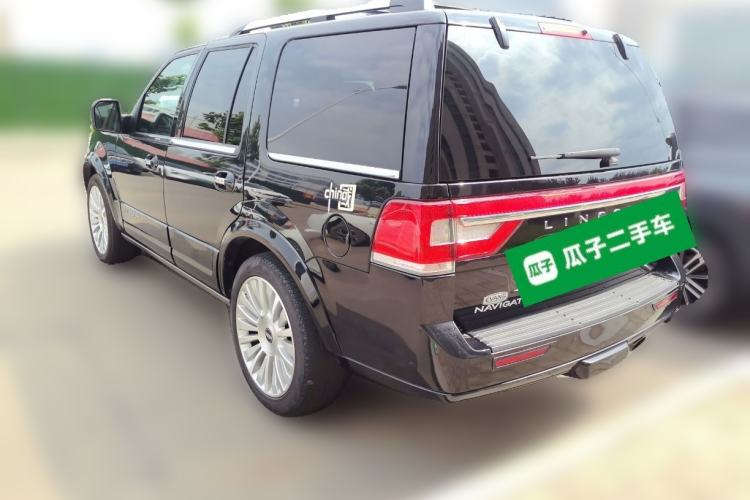 Used Lincoln Navigator 2016 3.5T AWD Rear Left 45 Deg