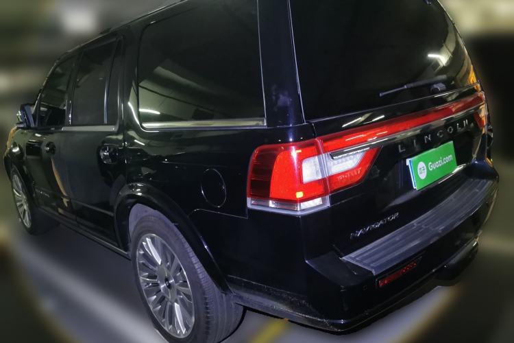 Used Lincoln Navigator 2016 3.5T AWD Rear Left 45 Deg