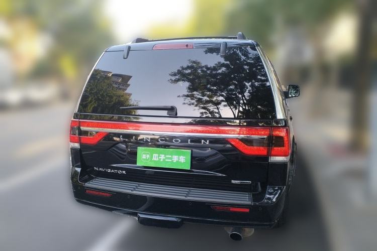 Used Lincoln Navigator 2016 3.5T AWD Rear