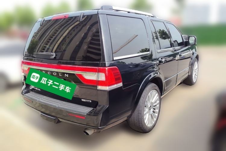Used Lincoln Navigator 2016 3.5T AWD Rear Right 45 Deg