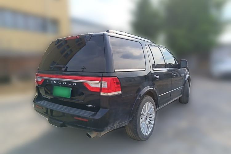 Used Lincoln Navigator 2016 3.5T AWD Rear Right 45 Deg
