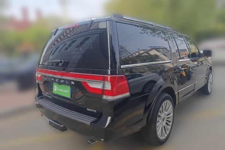 Used Lincoln Navigator 2016 3.5T AWD Rear Right 45 Deg
