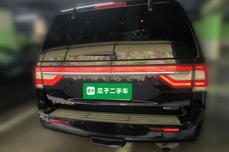 Used Lincoln Navigator 2016 3.5T AWD Rear