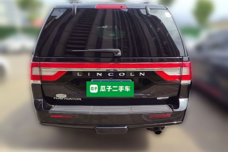 Used Lincoln Navigator 2016 3.5T AWD Rear