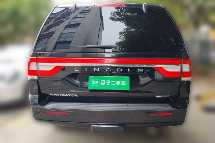 Used Lincoln Navigator 2016 3.5T AWD Rear