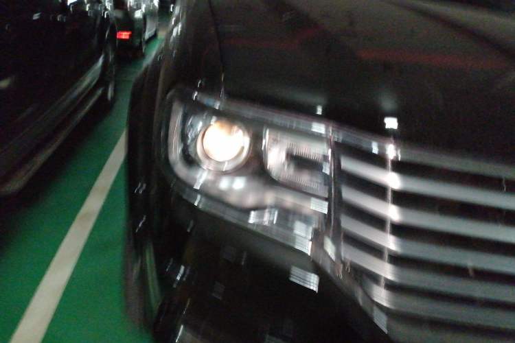Used Lincoln Navigator 2016 3.5T AWD Right Front Headlight