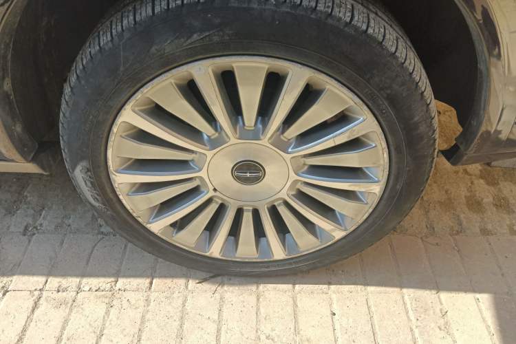 Used Lincoln Navigator 2016 3.5T AWD Right Front Wheel Hub