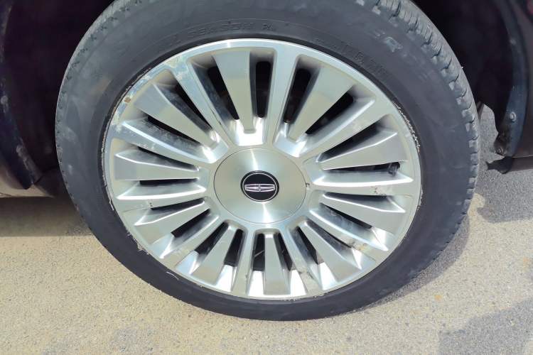 Used Lincoln Navigator 2016 3.5T AWD Right Front Wheel Hub