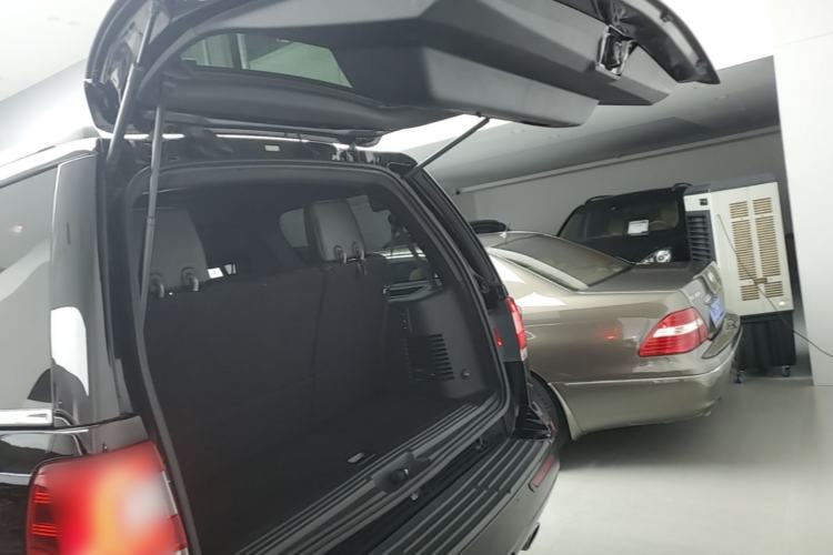 Used Lincoln Navigator 2016 3.5T AWD Trunk