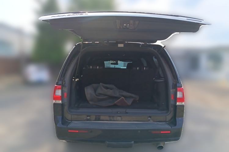 Used Lincoln Navigator 2016 3.5T AWD Trunk