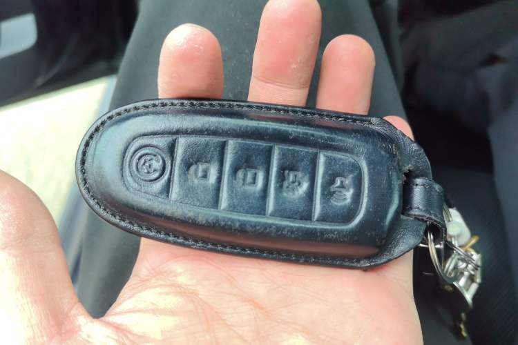 Used Lincoln Navigator 2016 3.5T AWD Vehicle Key