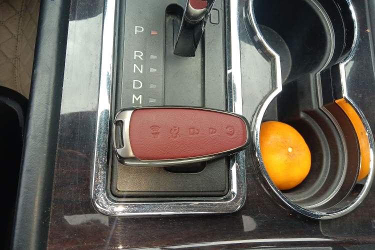 Used Lincoln Navigator 2016 3.5T AWD Vehicle Key