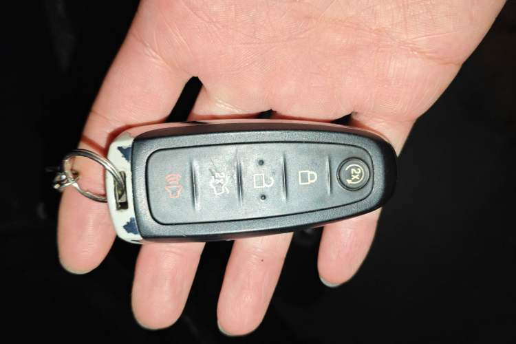 Used Lincoln Navigator 2016 3.5T AWD Vehicle Key