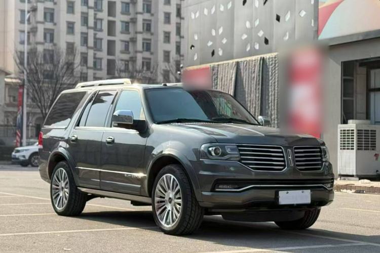 Used Lincoln Navigator 2016 3.5T AWD Exterior 2