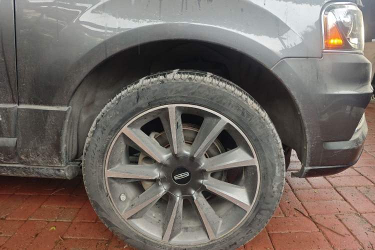 Used Lincoln Navigator 2016 3.5T AWD Right Front Wheel Hub