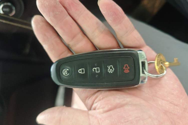 Used Lincoln Navigator 2016 3.5T AWD Vehicle Key