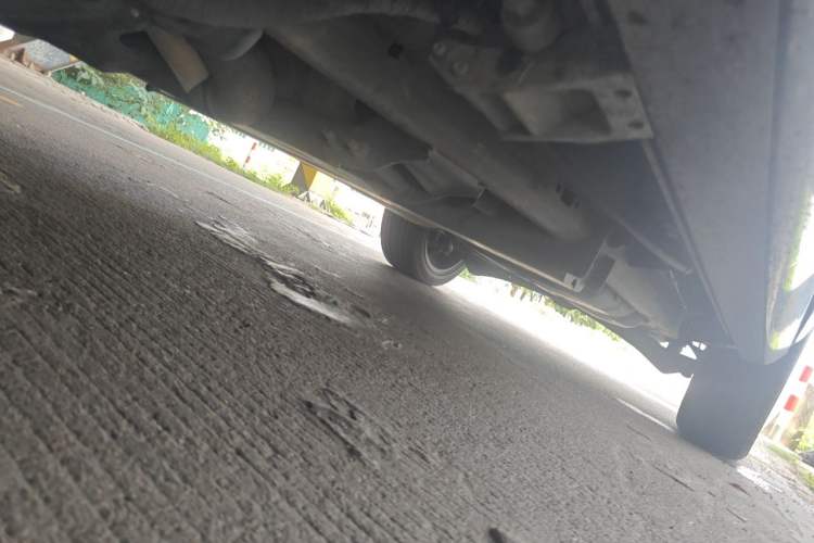 Used Lincoln Navigator  Chassis Front Left