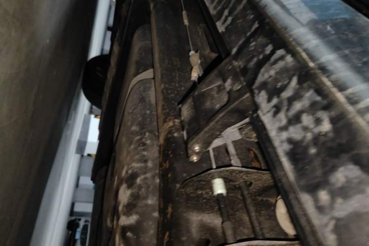 Used Lincoln Navigator 2017 3.5T AWD Chassis Rear Left