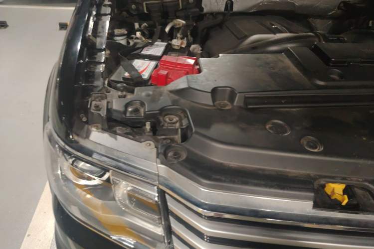 Used Lincoln Navigator 2017 3.5T AWD Engine Bay Right