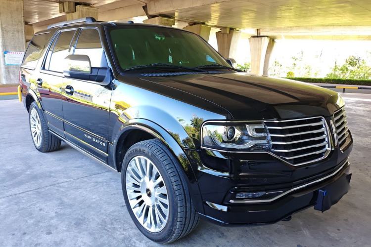 Used Lincoln Navigator 2017 3.5T AWD Exterior 1