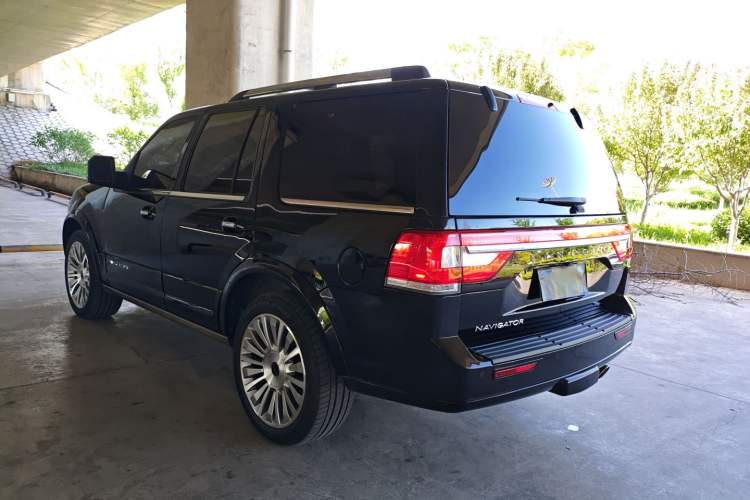 Used Lincoln Navigator 2017 3.5T AWD Exterior 2