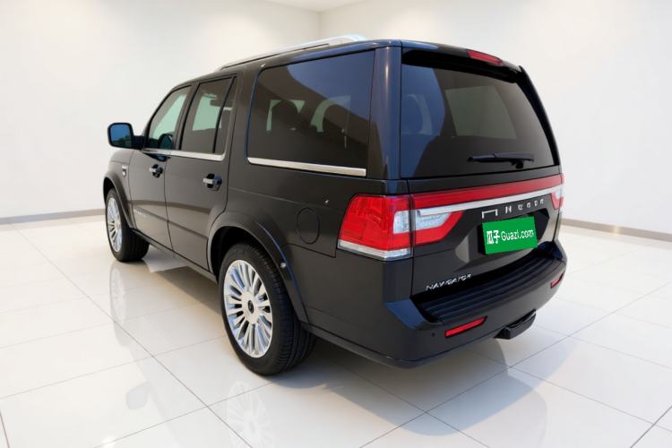 Used Lincoln Navigator 2017 3.5T AWD Exterior 3