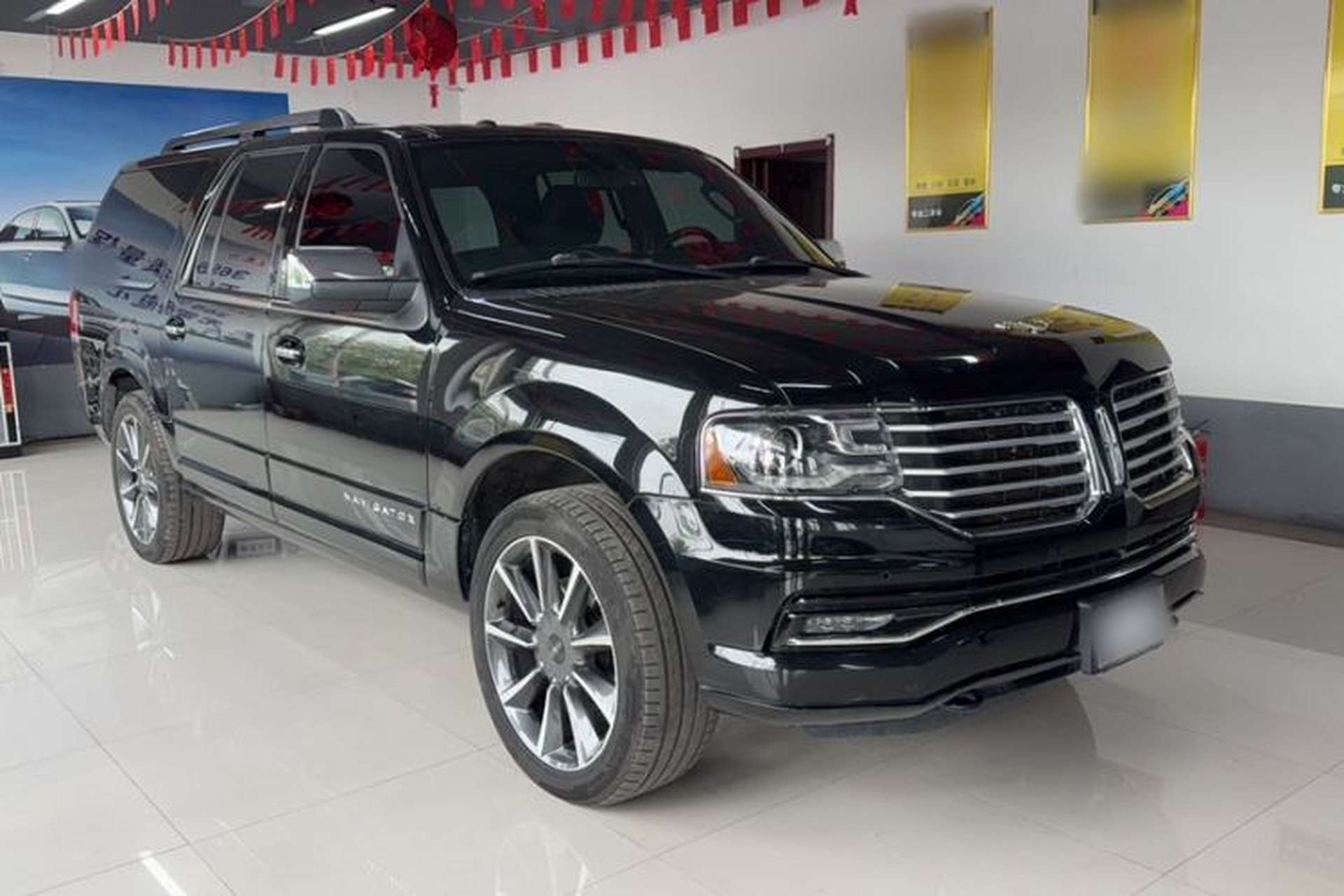 Used Lincoln Navigator 2017 3.5T Four-Wheel Drive Long Wheelbase Select 200A U.S. Specification Exterior 5