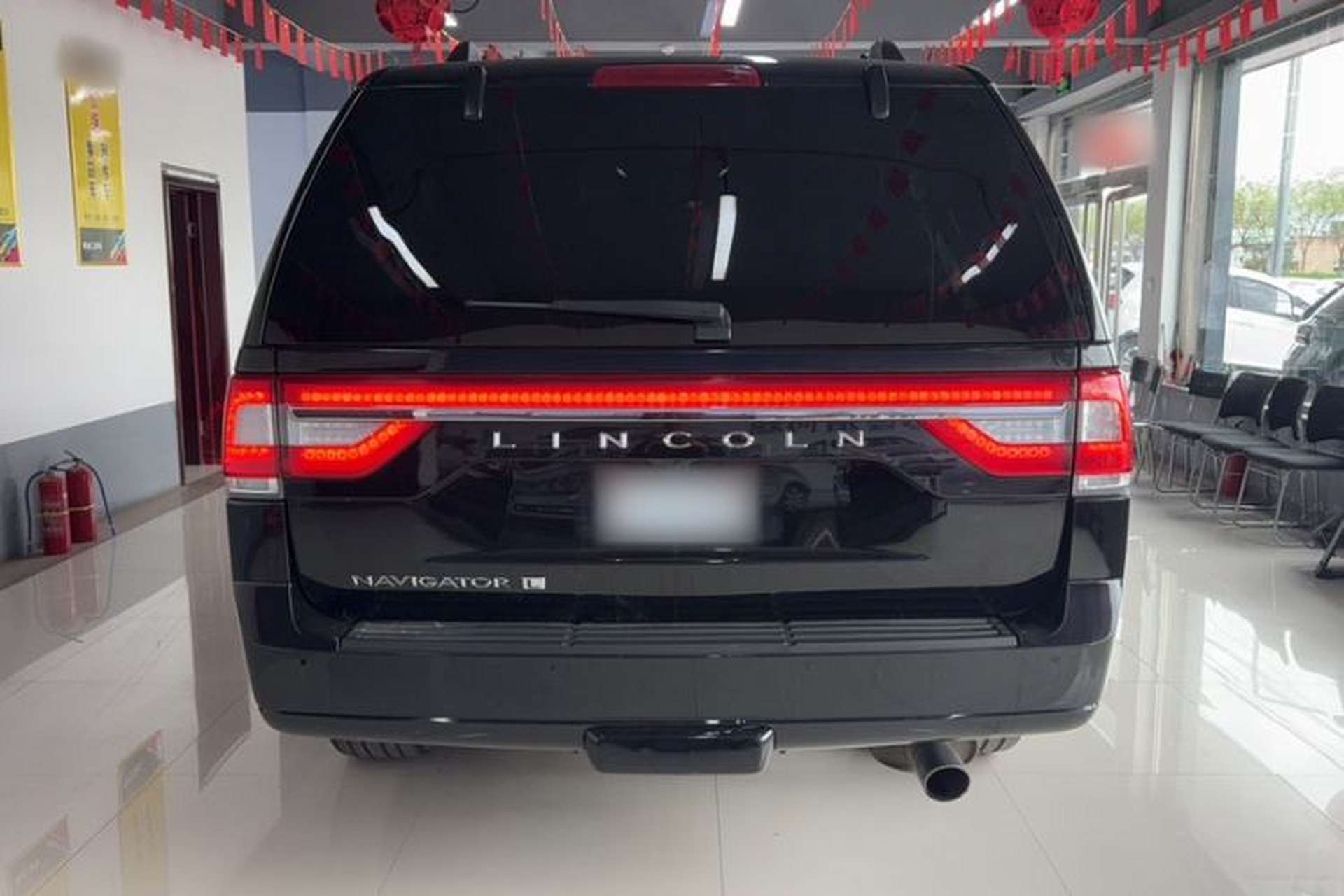 Used Lincoln Navigator 2017 3.5T Four-Wheel Drive Long Wheelbase Select 200A U.S. Specification Exterior 6