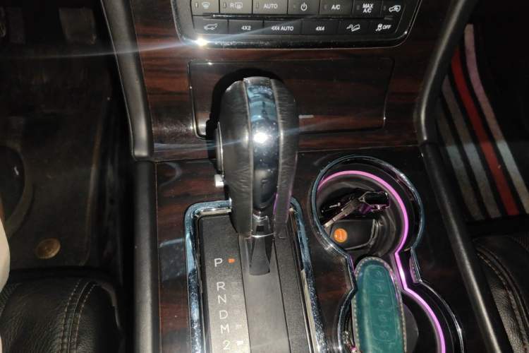 Used Lincoln Navigator 2017 3.5T AWD Gear Lever