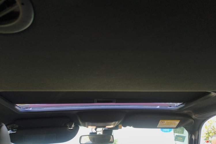 Used Lincoln Navigator  Headliner