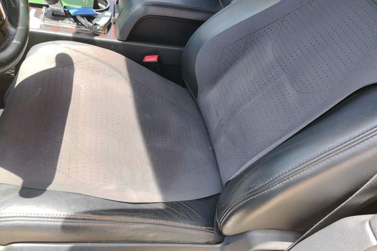 Used Lincoln Navigator 2017 3.5T AWD Left Front Seat