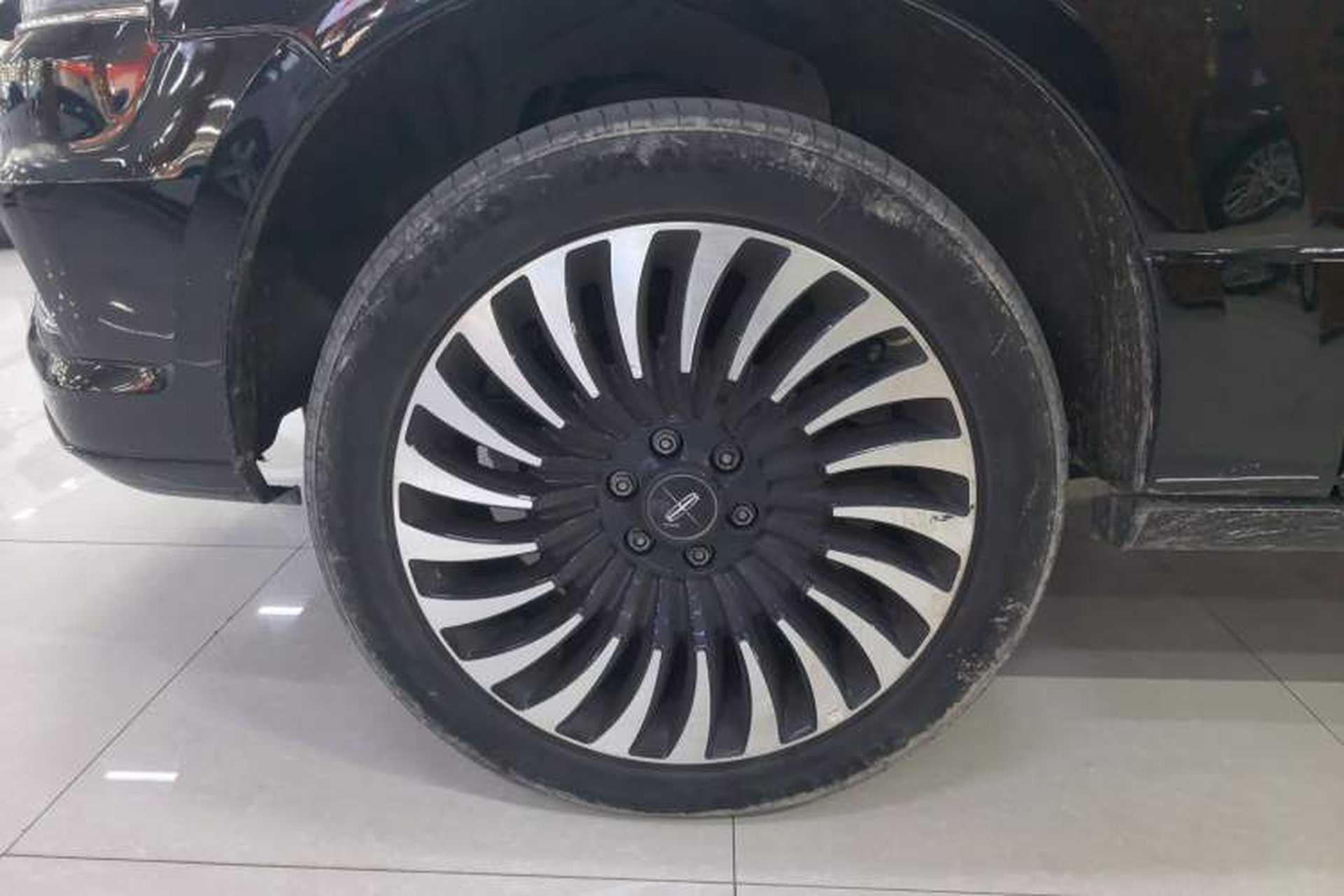 Used Lincoln Navigator 2017 3.5T AWD Left Front Wheel Hub