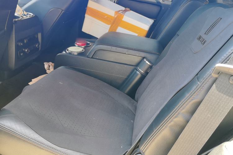 Used Lincoln Navigator 2017 3.5T AWD Left Rear Seat