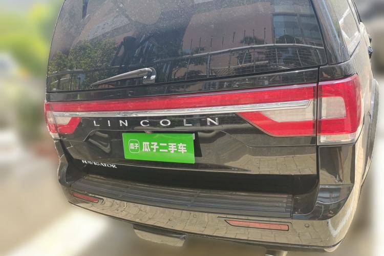 Used Lincoln Navigator 2017 3.5T AWD Rear