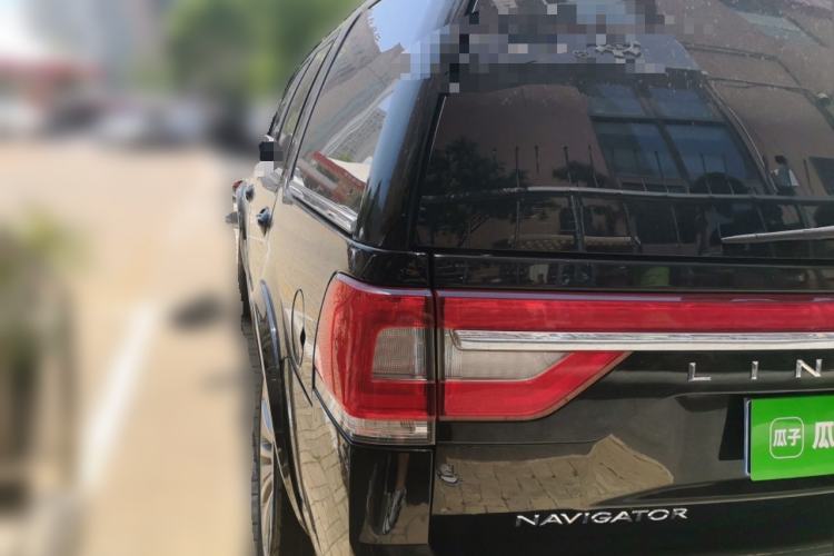 Used Lincoln Navigator 2017 3.5T AWD Rear Left 45 Deg