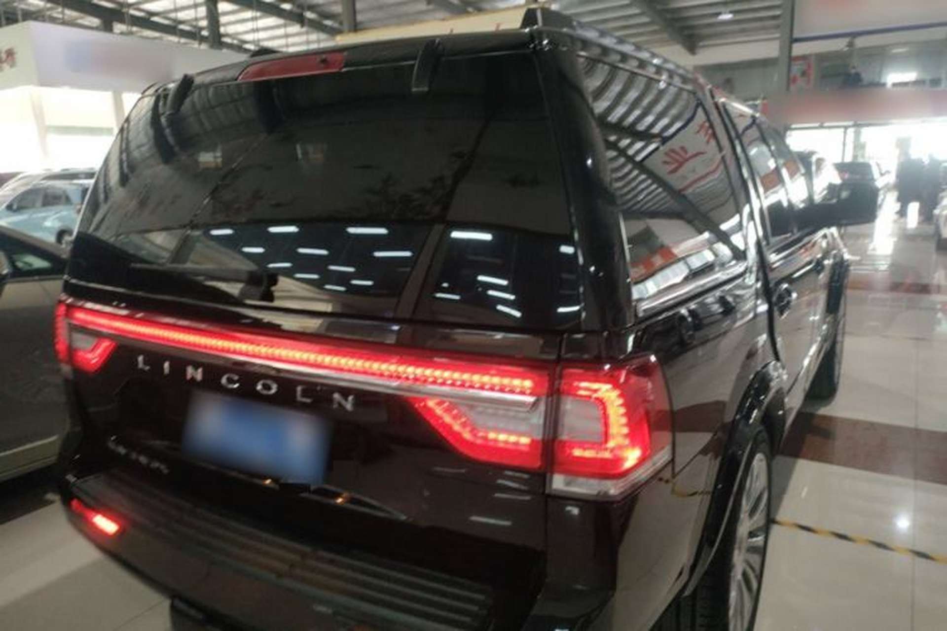 Used Lincoln Navigator 2017 3.5T AWD Rear Right 45 Deg