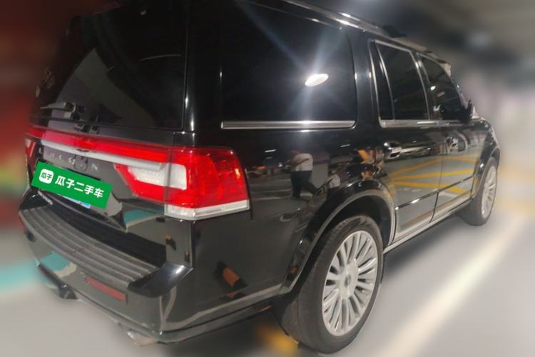 Used Lincoln Navigator 2017 3.5T AWD Rear Right 45 Deg