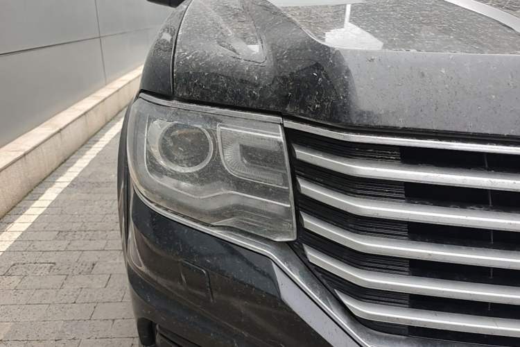 Used Lincoln Navigator 2017 3.5T AWD Right Front Headlight