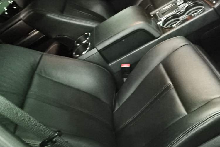 Used Lincoln Navigator 2017 3.5T AWD Right Front Seat