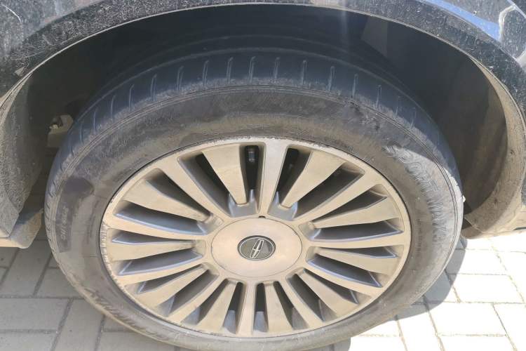Used Lincoln Navigator 2017 3.5T AWD Right Front Wheel Hub