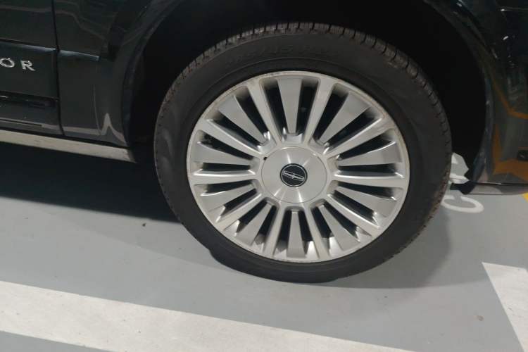 Used Lincoln Navigator 2017 3.5T AWD Right Front Wheel Hub