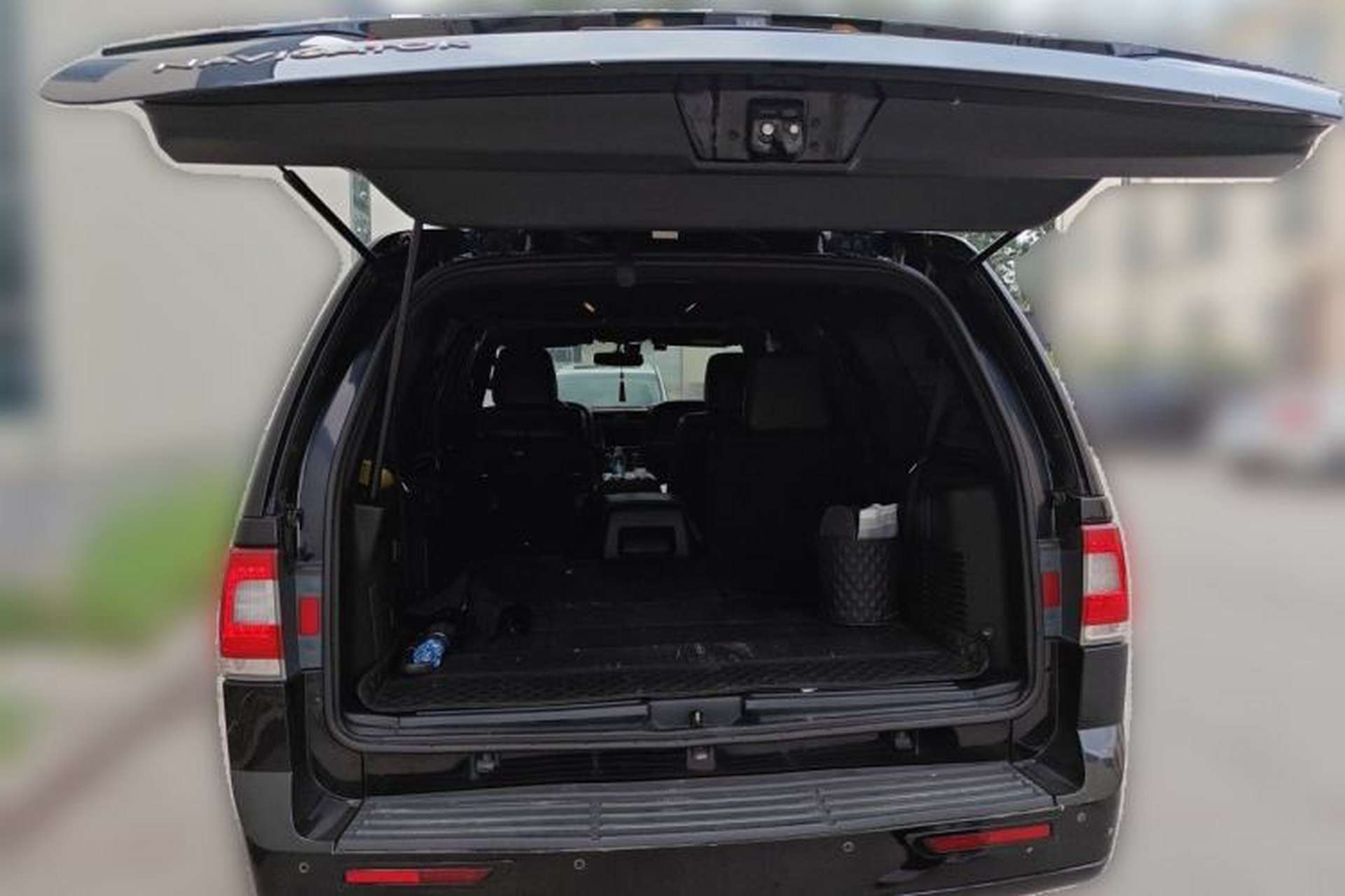 Used Lincoln Navigator 2017 3.5T AWD Trunk