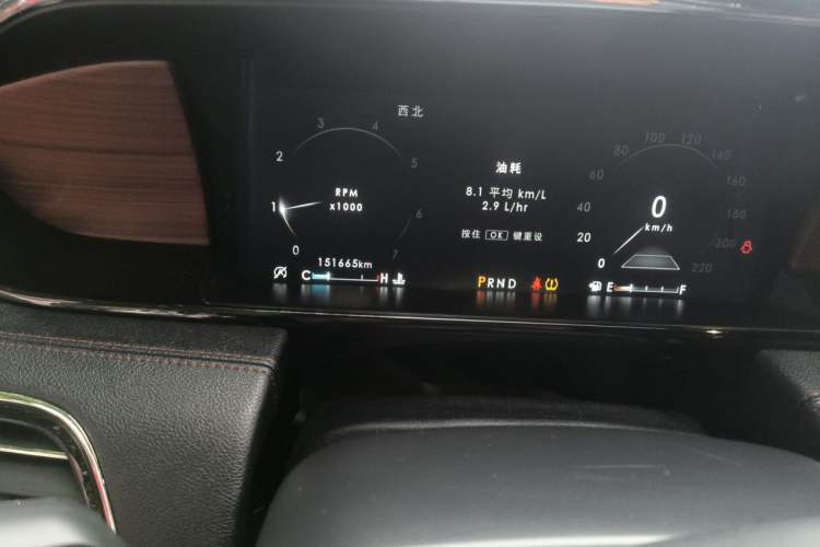 Used Lincoln Navigator 2017 3.5T AWD Odometer Close Up