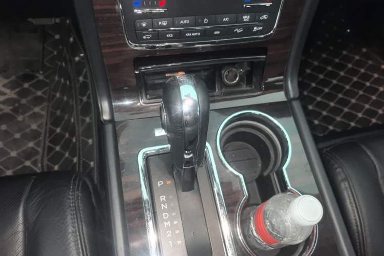 Used Lincoln Navigator 2017 3.5T AWD Gear Lever