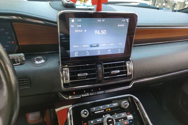 Used Lincoln Navigator 2018 3.5T Prestige Version China V Emission Standard Audio And AC Panel