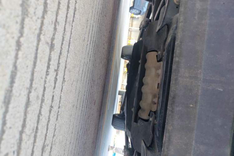 Used Lincoln Navigator  Chassis Front