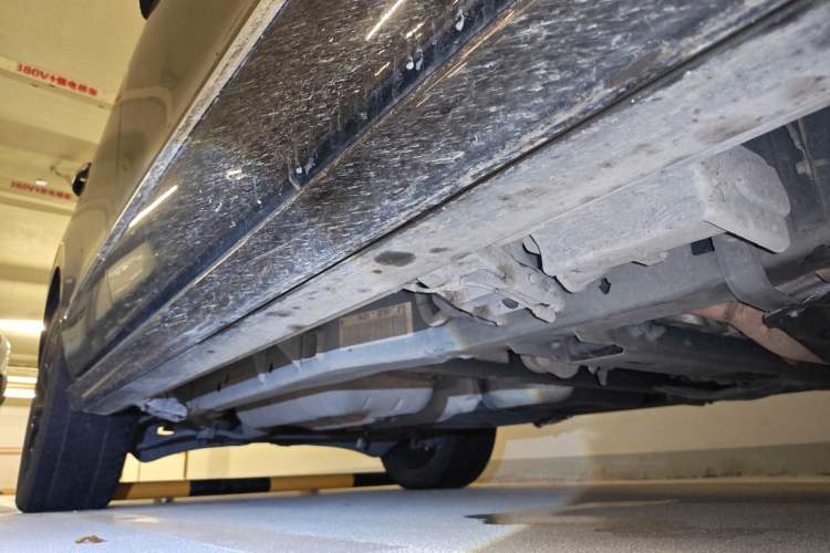 Used Lincoln Navigator 2018 3.5T Prestige Version China V Emission Standard Chassis Front Right