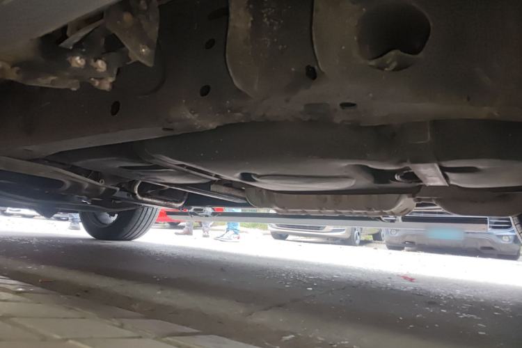 Used Lincoln Navigator 2018 3.5T Prestige Version China V Emission Standard Chassis Rear Left